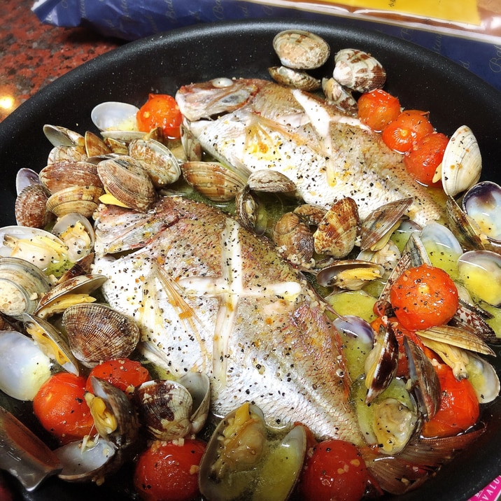 10分で美味しい魚介アクアパッツァ レシピ 作り方 By Chocoママ3 楽天レシピ 10分で美味しい魚介アクアパッツァ レシピ 作り方 By Chocoママ3 楽天レシピ